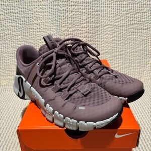 Nike Free Metcon 5 Mauve Size 8